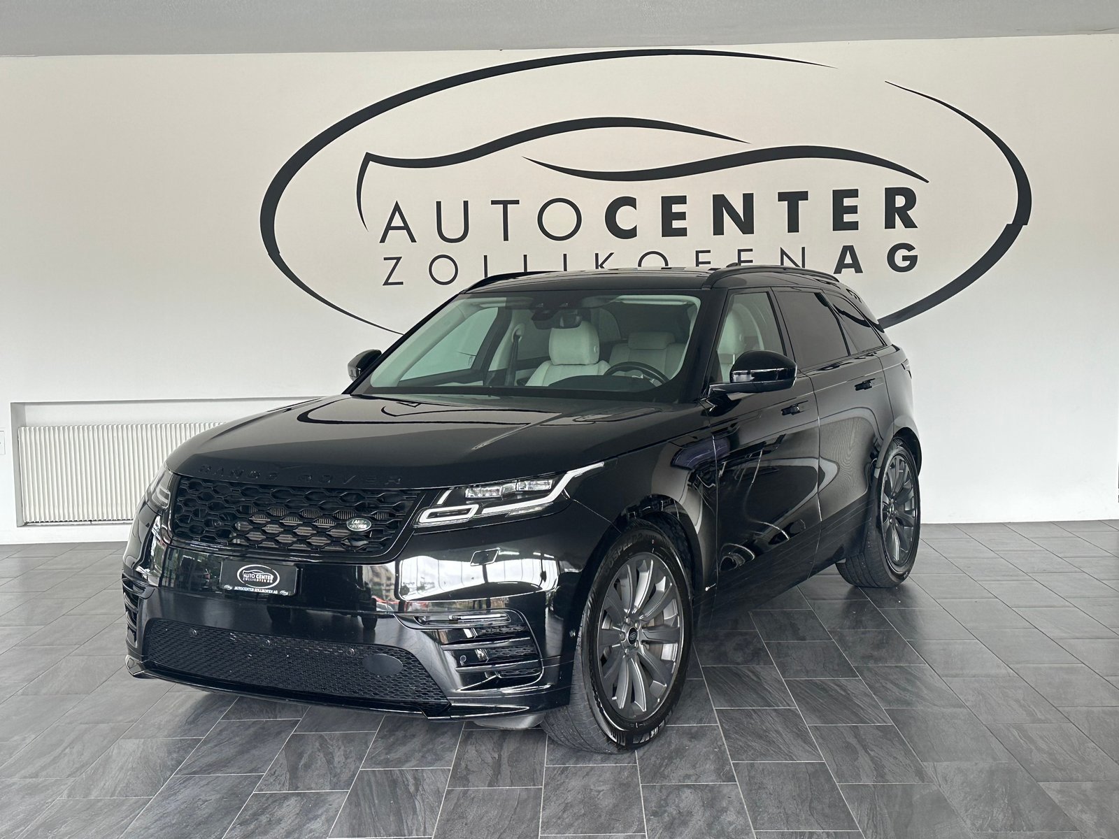 LAND ROVER Range Rover Velar R-Dynamic D 300 SE Automatic