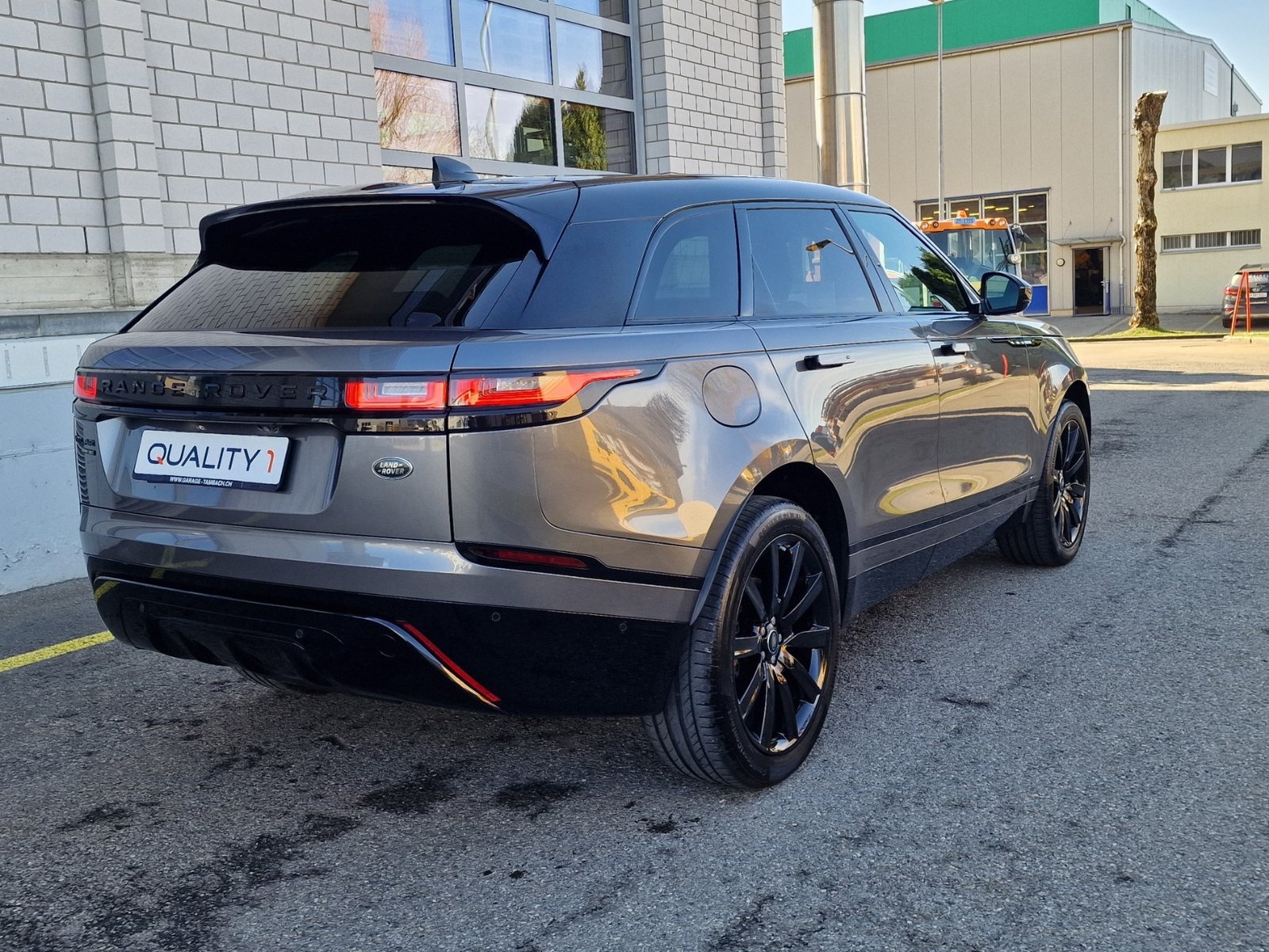 LAND ROVER Range Rover Velar R-Dynamic D 240 SE Automatic, Diesel, Occasion / Gebraucht, Automatik - 5