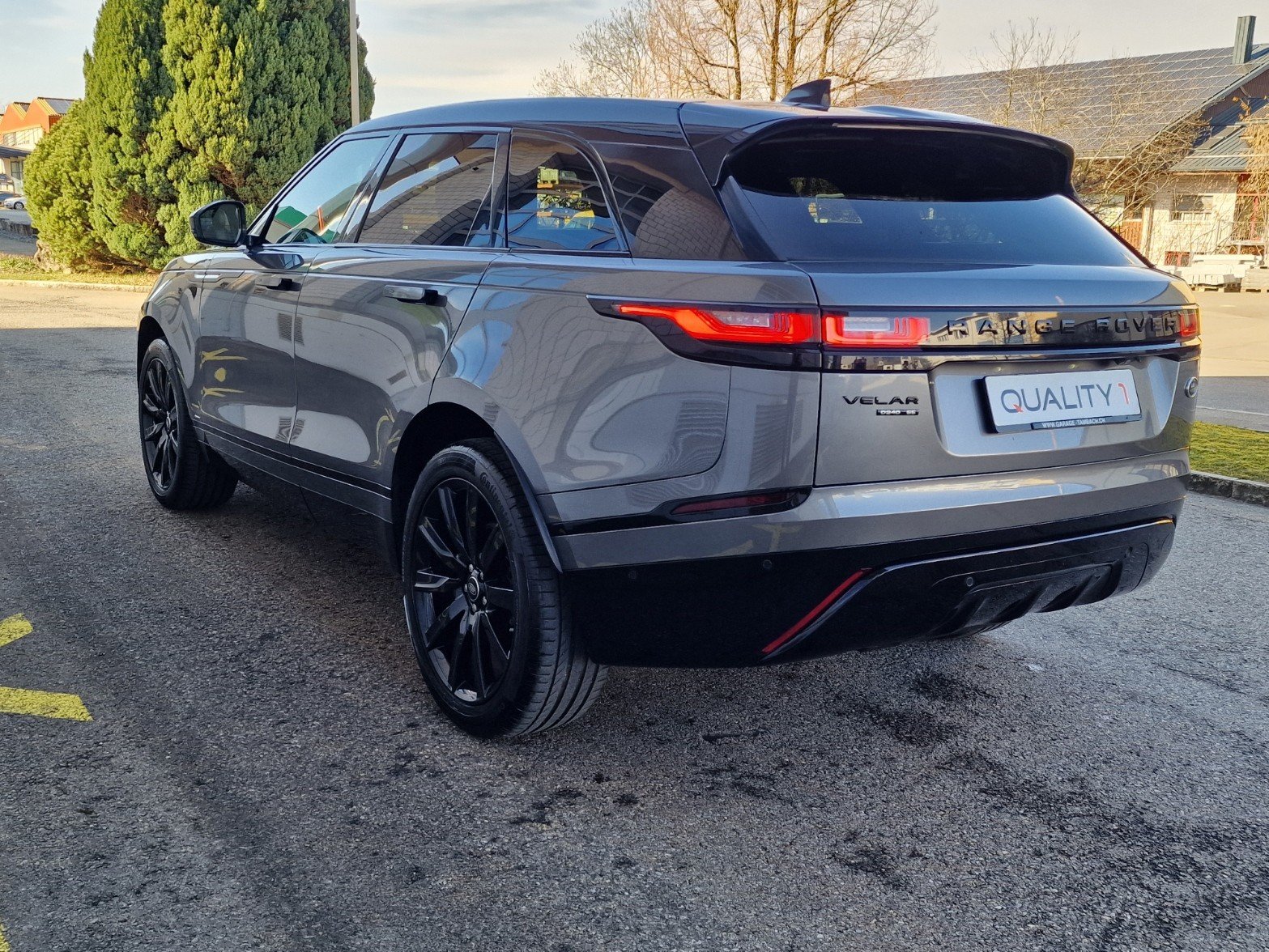 LAND ROVER Range Rover Velar R-Dynamic D 240 SE Automatic, Diesel, Occasion / Gebraucht, Automatik - 6