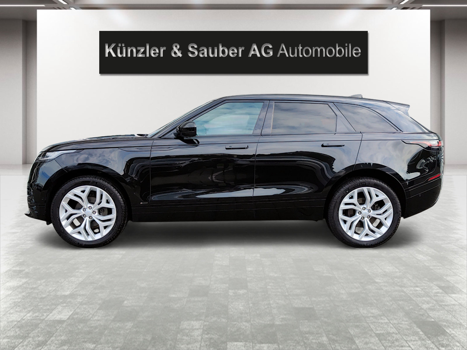 LAND ROVER Range Rover Velar R-Dynamic P 250 SE Automatic, Benzin, Occasion / Gebraucht, Automatik - 2
