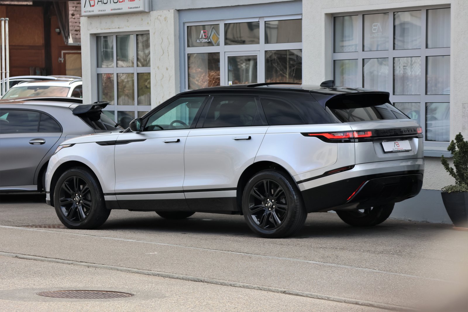 LAND ROVER Range Rover Velar P 250 Automatic, Benzin, Occasion / Gebraucht, Automatik - 5