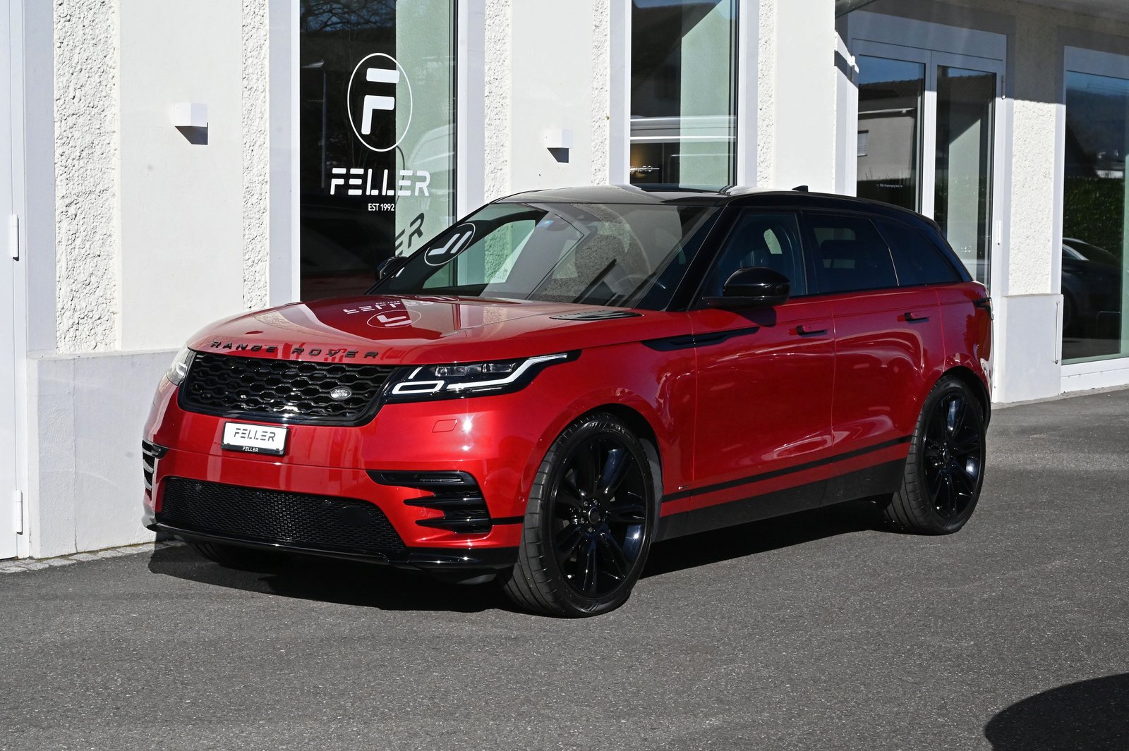 LAND ROVER Range Rover Velar R-Dynamic D 300 SE Automatic