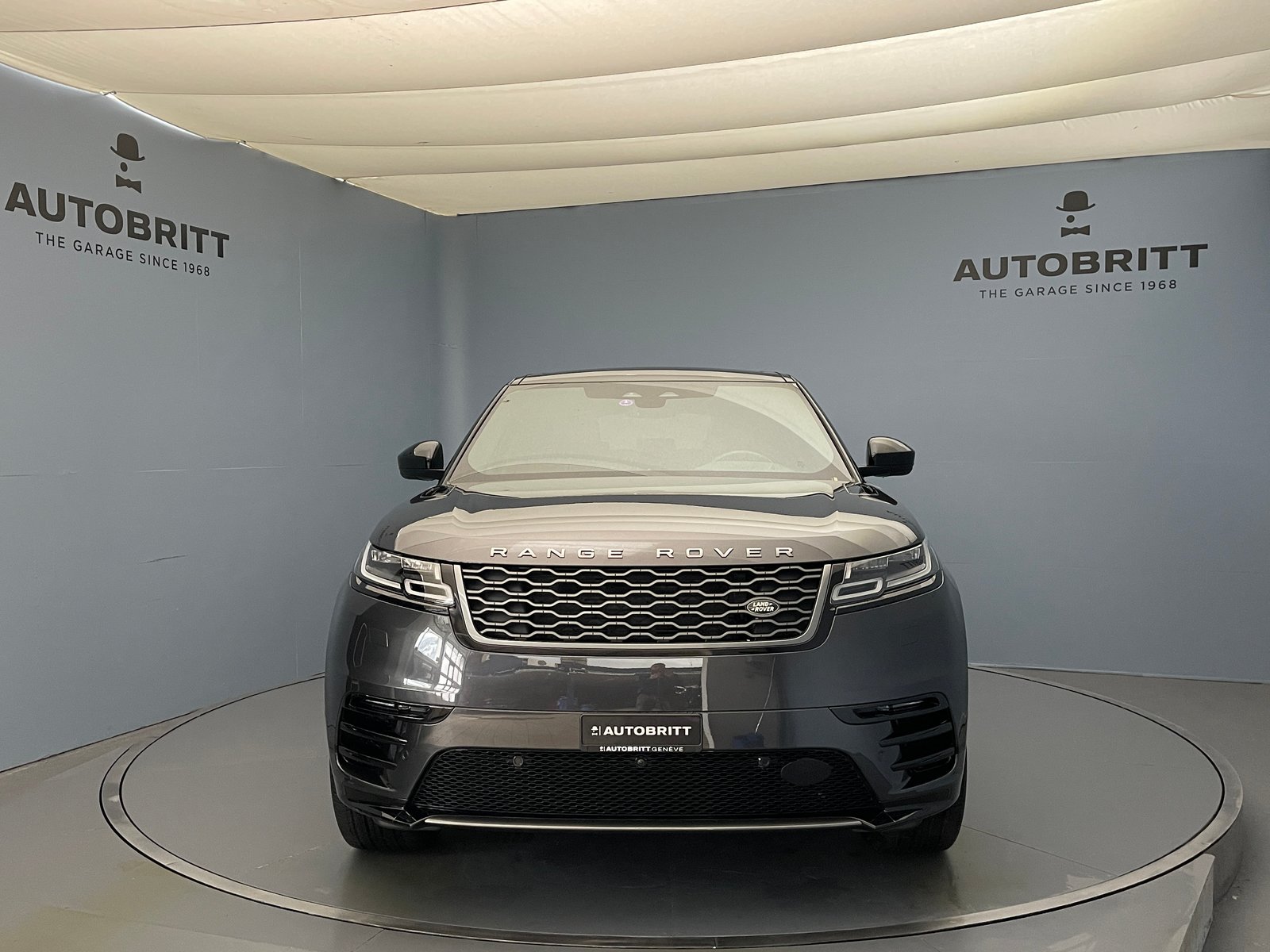 LAND ROVER Range Rover Velar 2.0 P400e R-Dynamic SE, Plug-in-Hybrid Benzin/Elektro, Occasion / Gebraucht, Automatik - 2