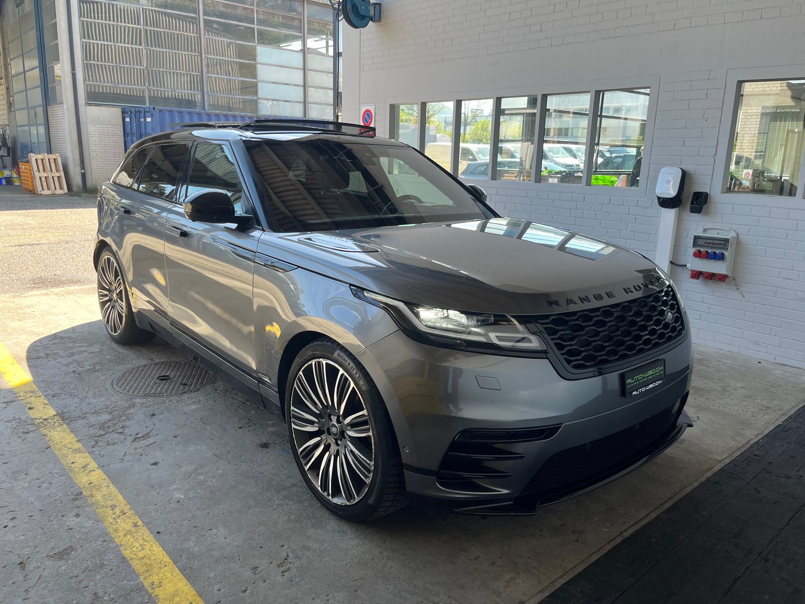 LAND ROVER Range Rover Velar R-Dynamic D 300 HSE Automatic