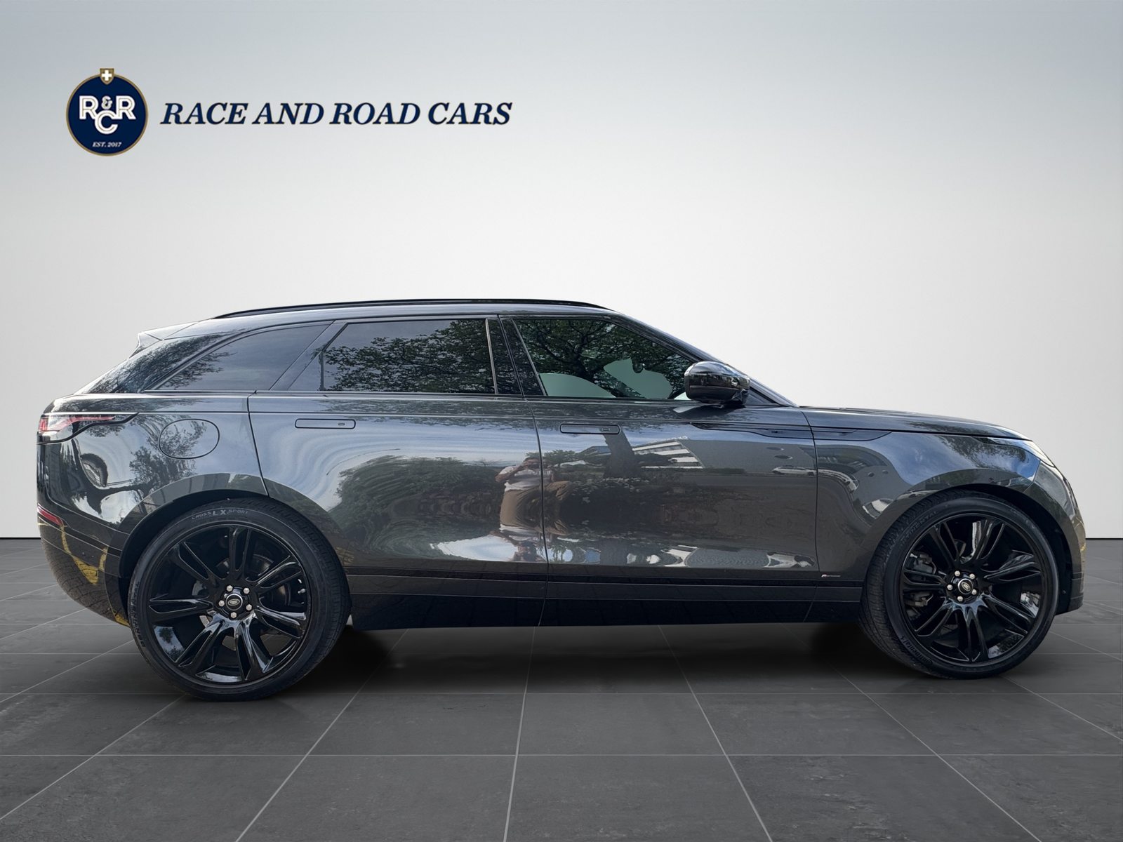 LAND ROVER Range Rover Velar 3.0 D 300 R-Dynamic, Diesel, Occasion / Gebraucht, Automatik - 5