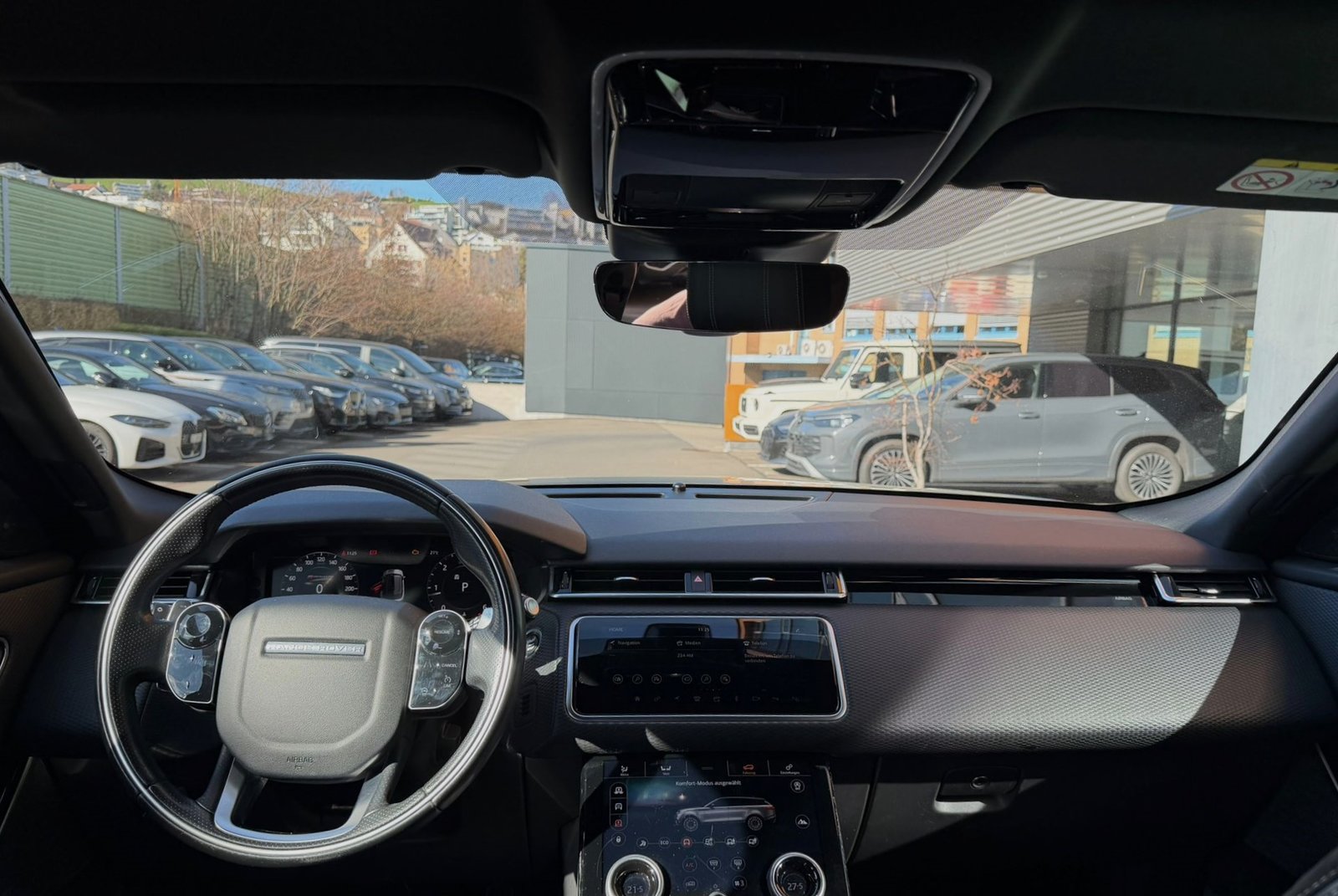LAND ROVER Range Rover Velar 2.0 D 240 R-Dynamic SE, Diesel, Occasion / Gebraucht, Automatik - 2