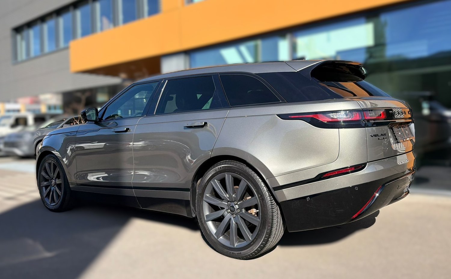 LAND ROVER Range Rover Velar 2.0 D 240 R-Dynamic SE, Diesel, Occasion / Gebraucht, Automatik - 5