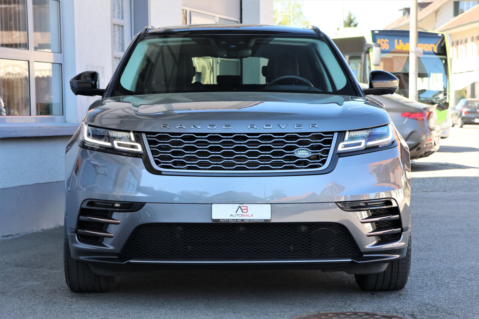 LAND ROVER Range Rover Velar R-Dynamic P 300 Automatic, Petrol, Second hand / Used, Automatic - 2