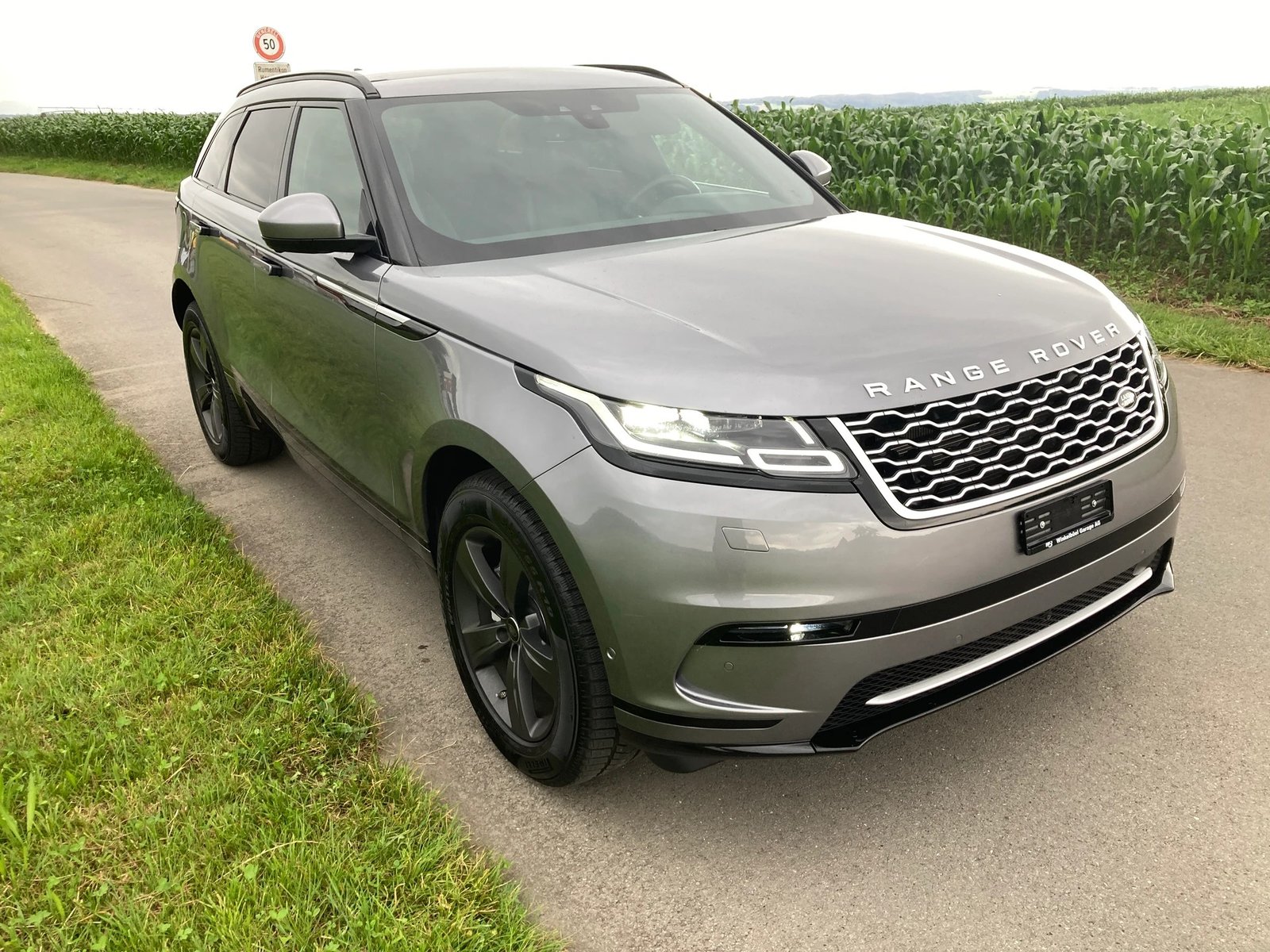 LAND ROVER Range Rover Velar P 250 S Automatic, Benzin, Occasion / Gebraucht, Automatik - 2