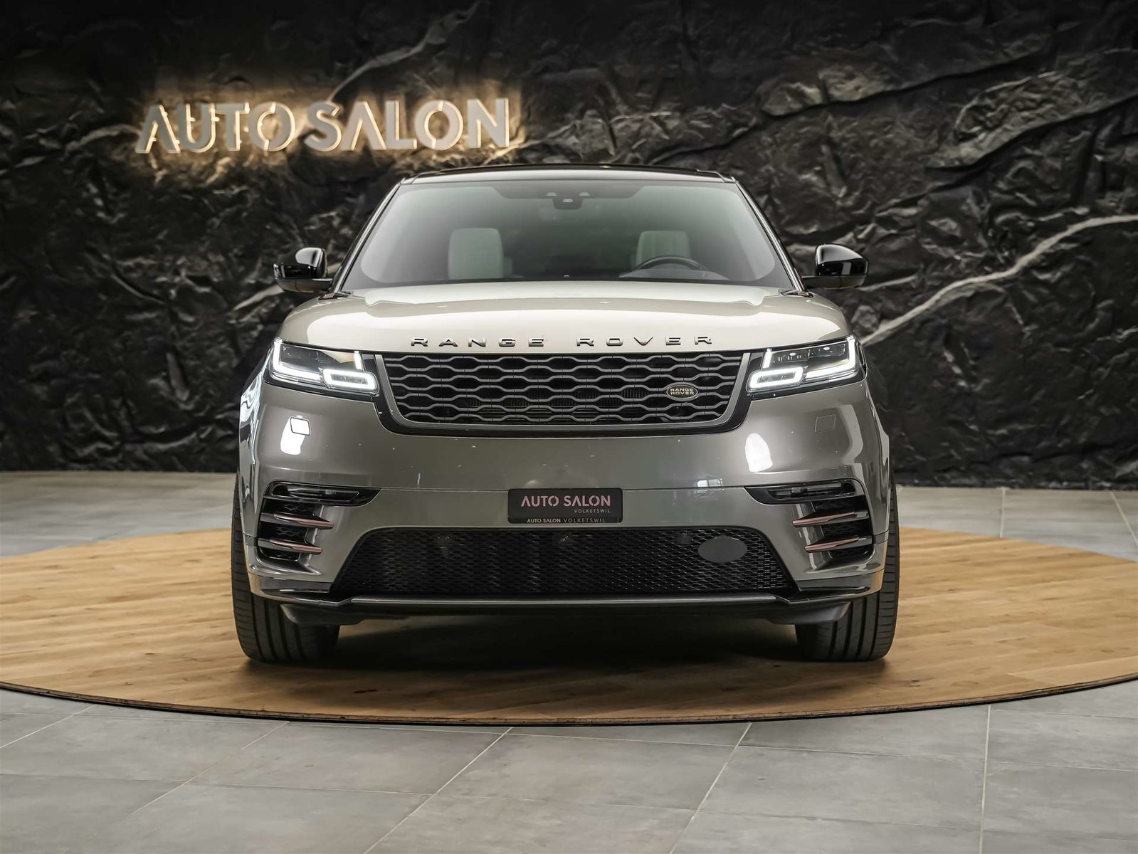 LAND ROVER Range Rover Velar 3.0 V6 R-Dynamic HSE *First Edi, Benzin, Occasion / Gebraucht, Automatik - 7