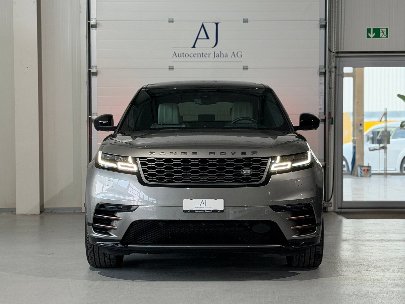LAND ROVER Range Rover Velar R-Dynamic P 380 HSE Automatic, Petrol, Second hand / Used, Automatic - 4