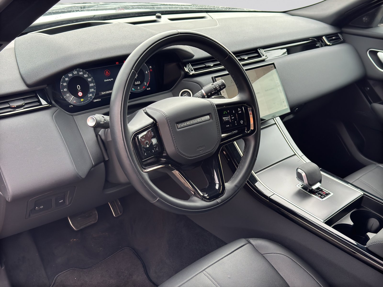 LAND ROVER Range Rover Velar D 200 Black Automatic, Mild-Hybrid Diesel/Elektro, Occasion / Gebraucht, Automatik - 7