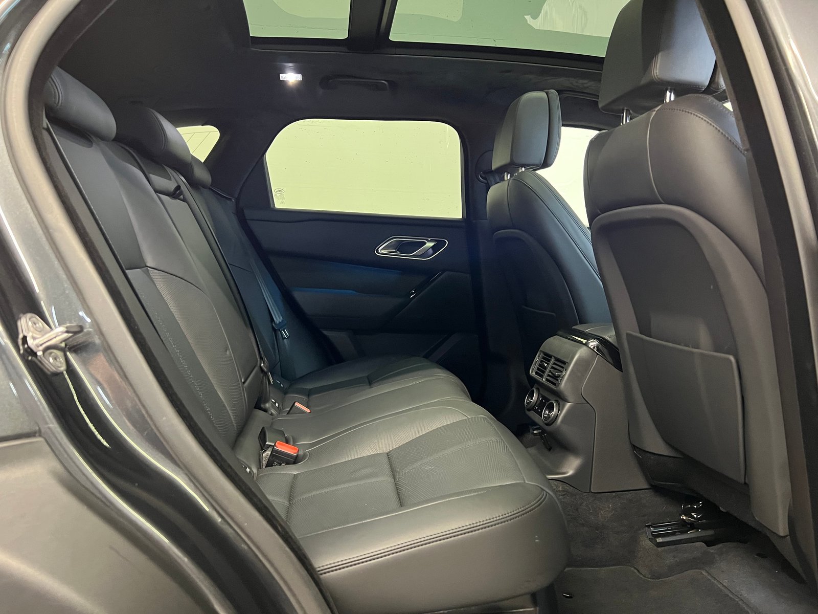 LAND ROVER Range Rover Velar 3.0 I6 Autobiography, Mild-Hybrid Benzin/Elektro, Occasion / Gebraucht, Automatik - 7