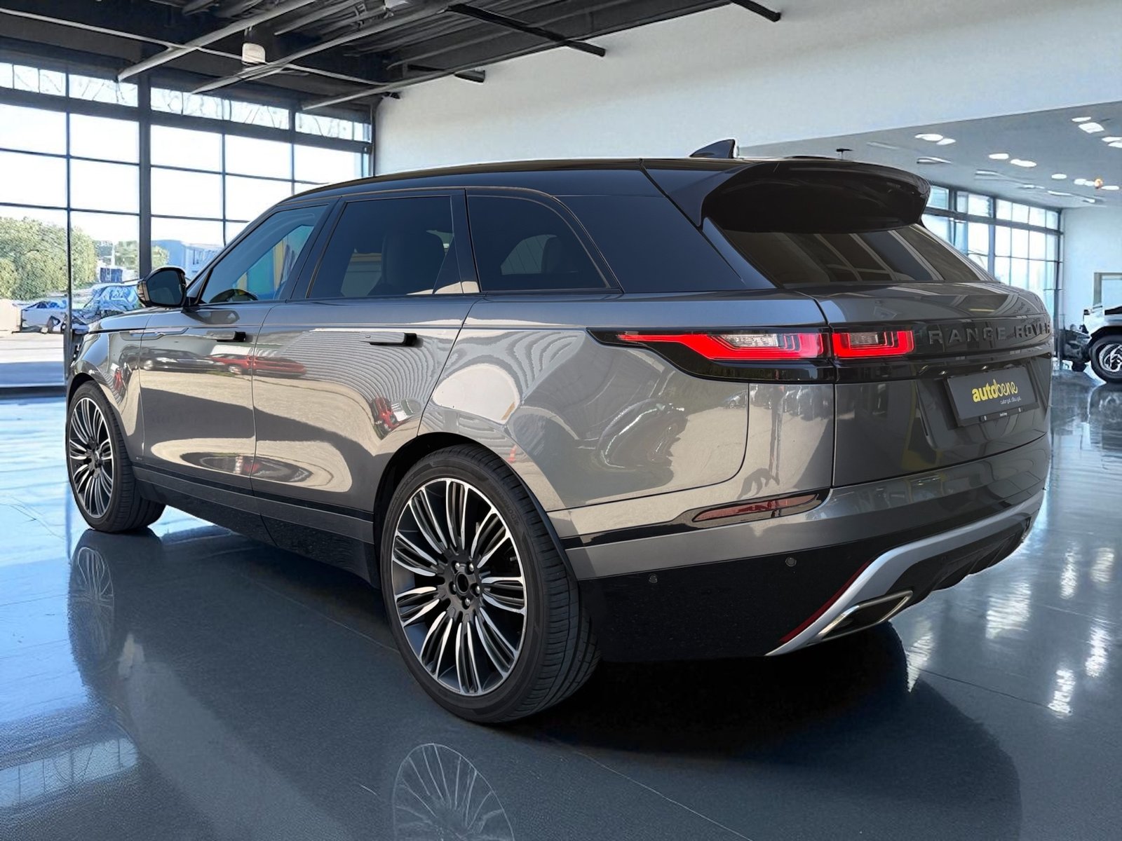 LAND ROVER Range Rover Velar D 300 First Edition Automatic, Diesel, Occasion / Utilisé, Automatique - 4