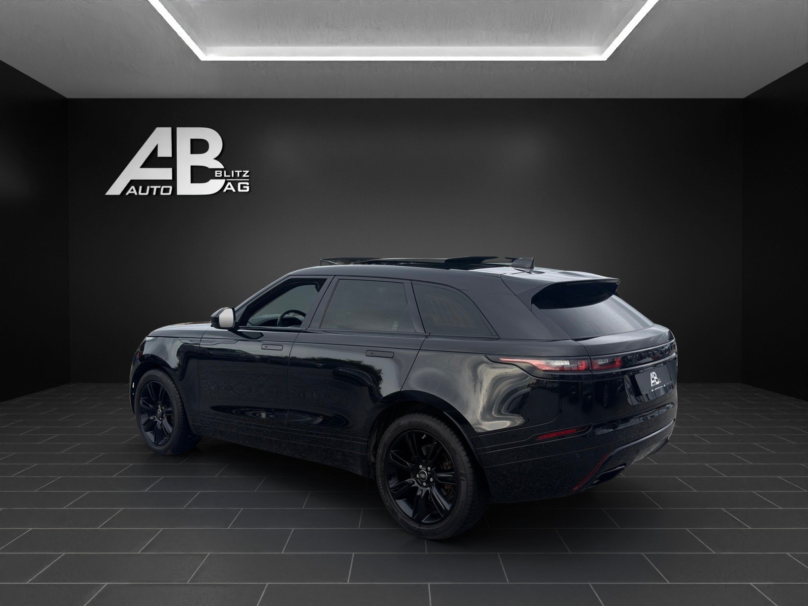 LAND ROVER Range Rover Velar R-Dynamic P 380 SE Automatic mi, Benzin, Occasion / Gebraucht, Automatik - 3