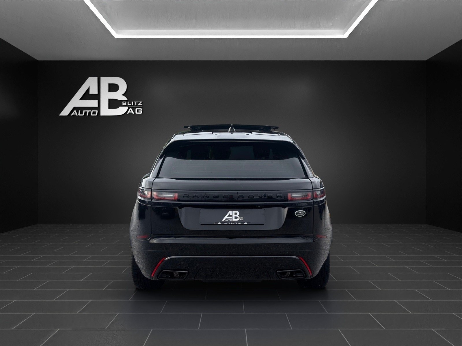LAND ROVER Range Rover Velar R-Dynamic P 380 SE Automatic mi, Benzin, Occasion / Gebraucht, Automatik - 4