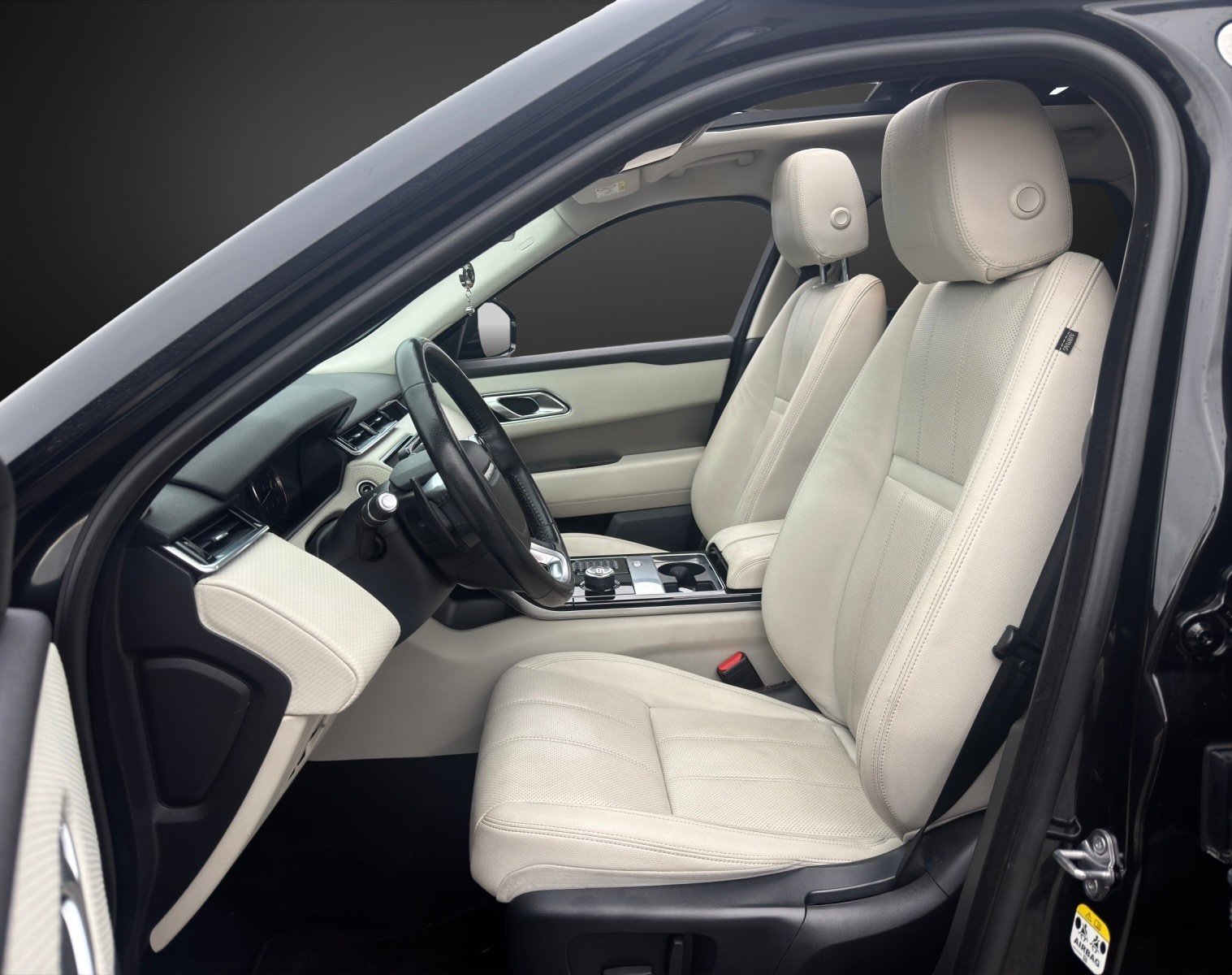 LAND ROVER Range Rover Velar R-Dynamic P 380 SE Automatic mi, Benzin, Occasion / Gebraucht, Automatik - 7