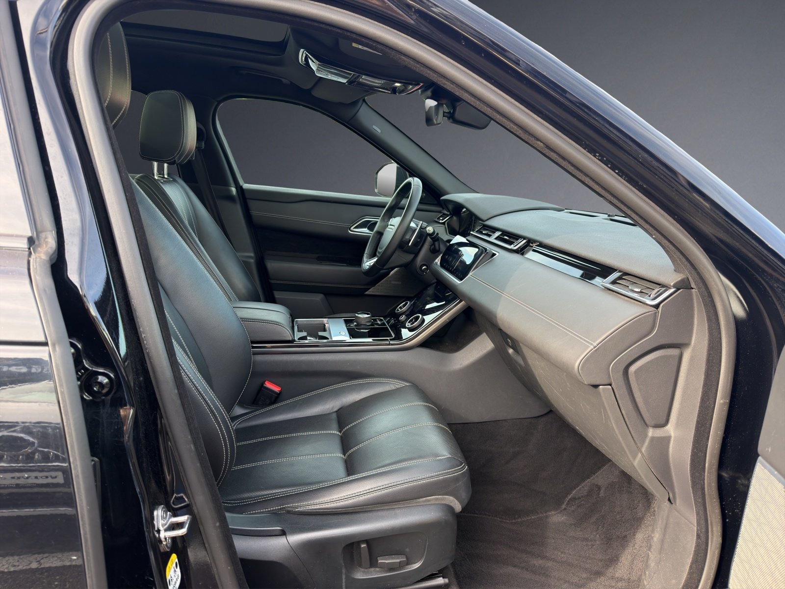 LAND ROVER Range Rover Velar R-Dynamic P 300 Automatic, Benzin, Occasion / Gebraucht, Automatik - 7