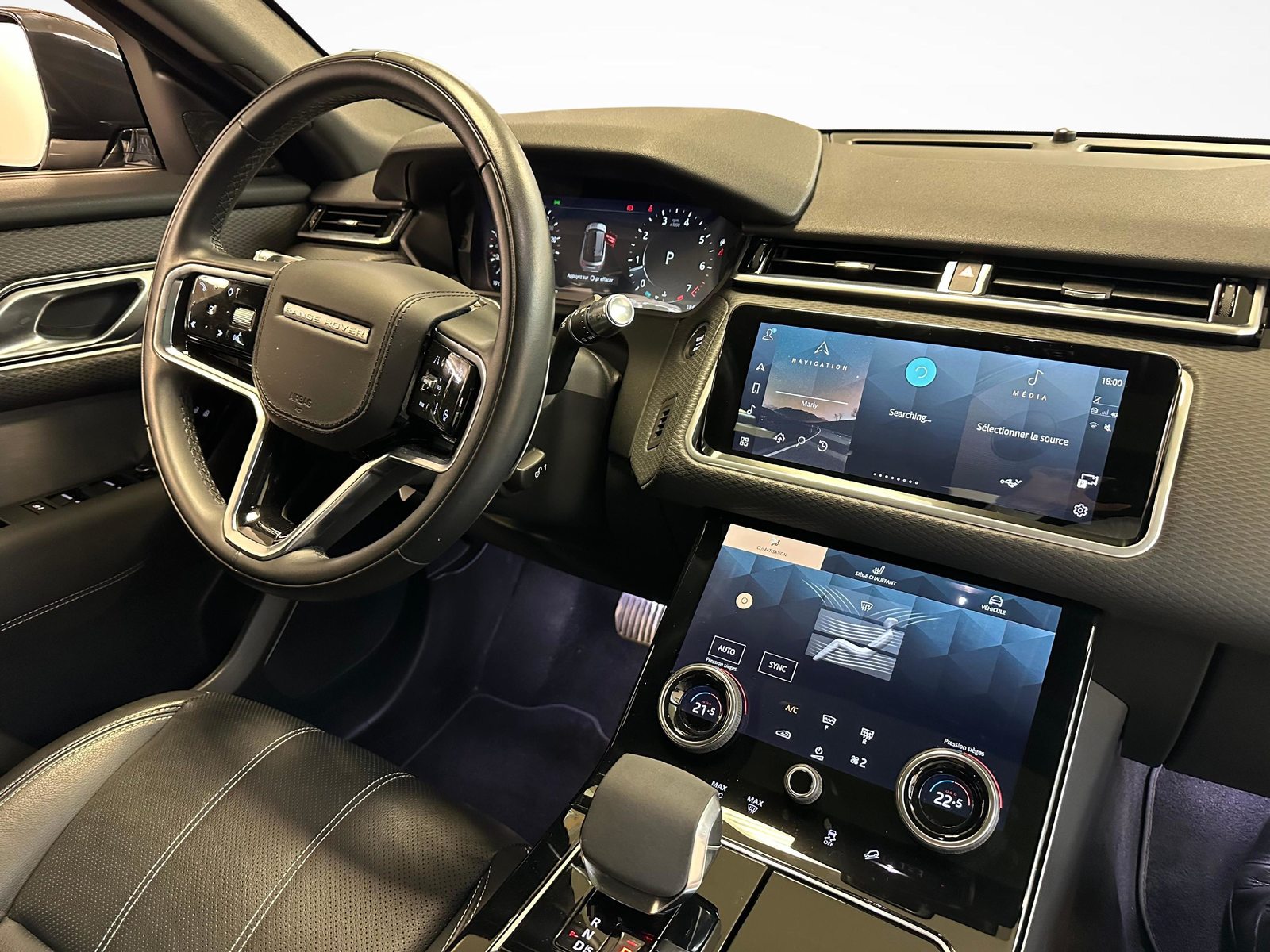 LAND ROVER Range Rover Velar 2.0 T R-Dynamic SE, Benzin, Occasion / Gebraucht, Automatik - 6