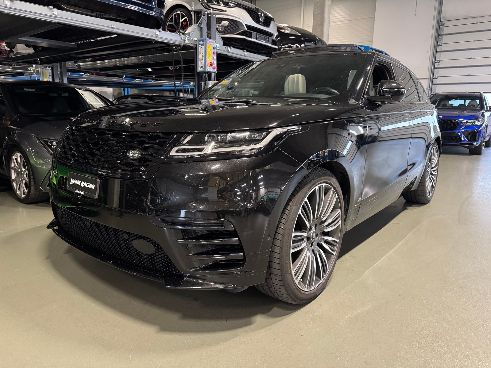 LAND ROVER Range Rover Velar R-Dynamic D 275 Automatic, Diesel, Second hand / Used, Automatic - 2
