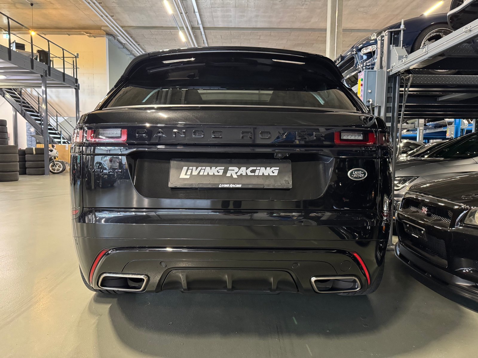 LAND ROVER Range Rover Velar R-Dynamic D 275 Automatic, Diesel, Second hand / Used, Automatic - 4