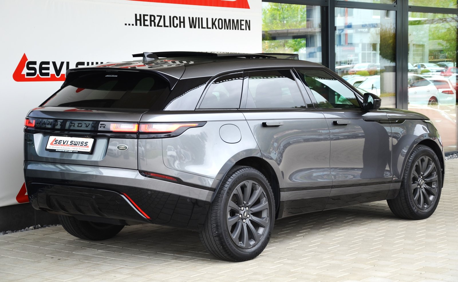 LAND ROVER Range Rover Velar D 240 SE Automatic*Frisch ab MF, Diesel, Occasion / Gebraucht, Automatik - 4