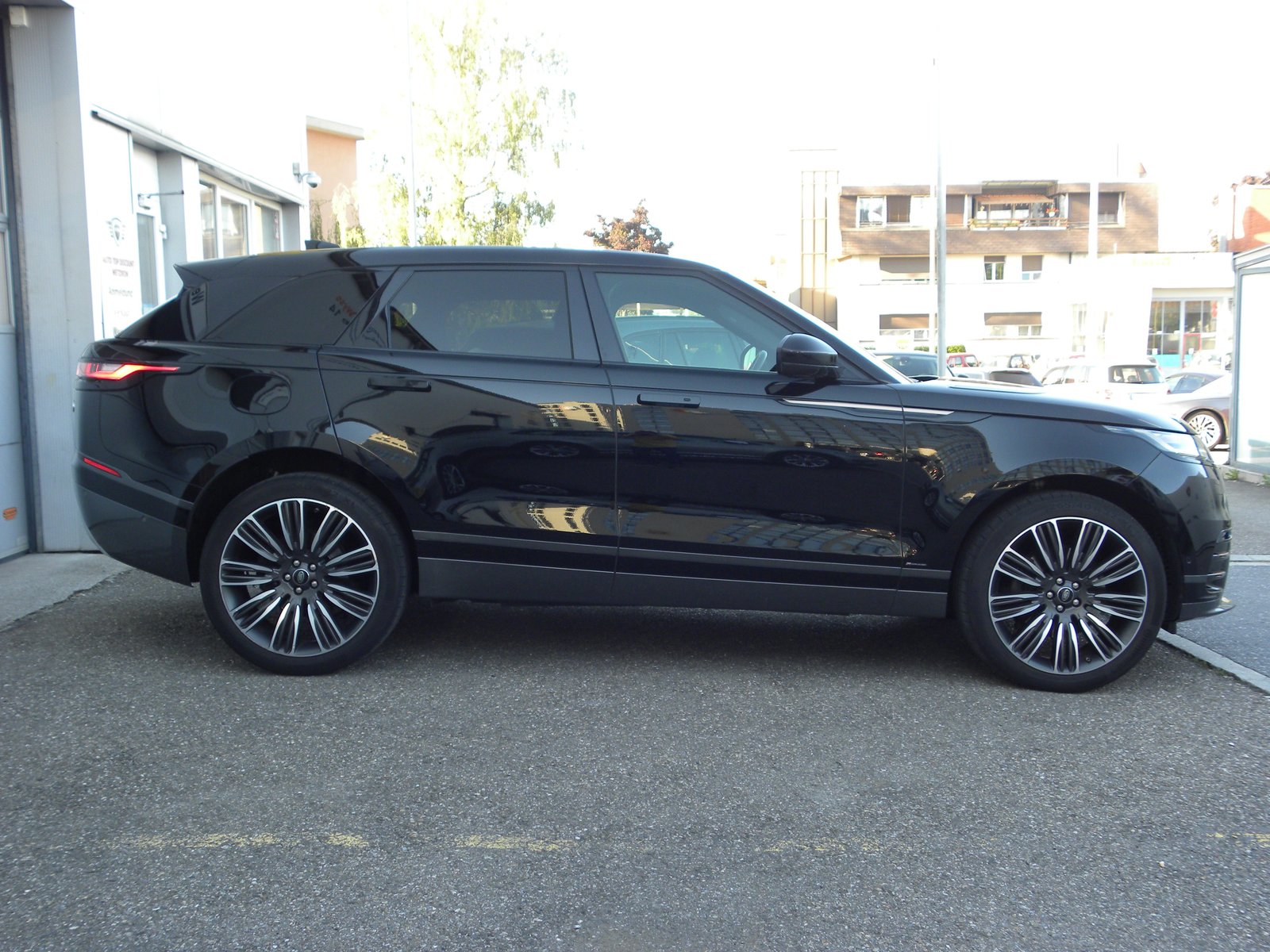 LAND ROVER Range Rover Velar R-Dynamic P 300 Automatic, Essence, Occasion / Utilisé, Automatique - 4