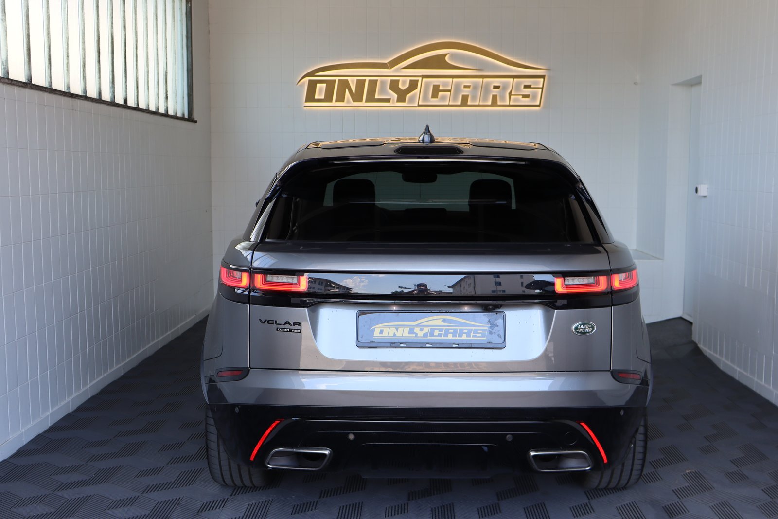 LAND ROVER Range Rover Velar R-Dynamic D 300 S Automatic, Diesel, Second hand / Used, Automatic - 6