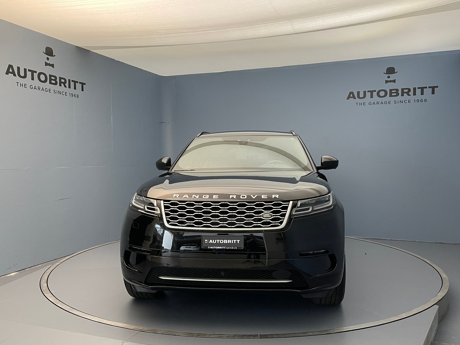 LAND ROVER Range Rover Velar 2.0 T S, Petrol, Second hand / Used, Automatic - 2