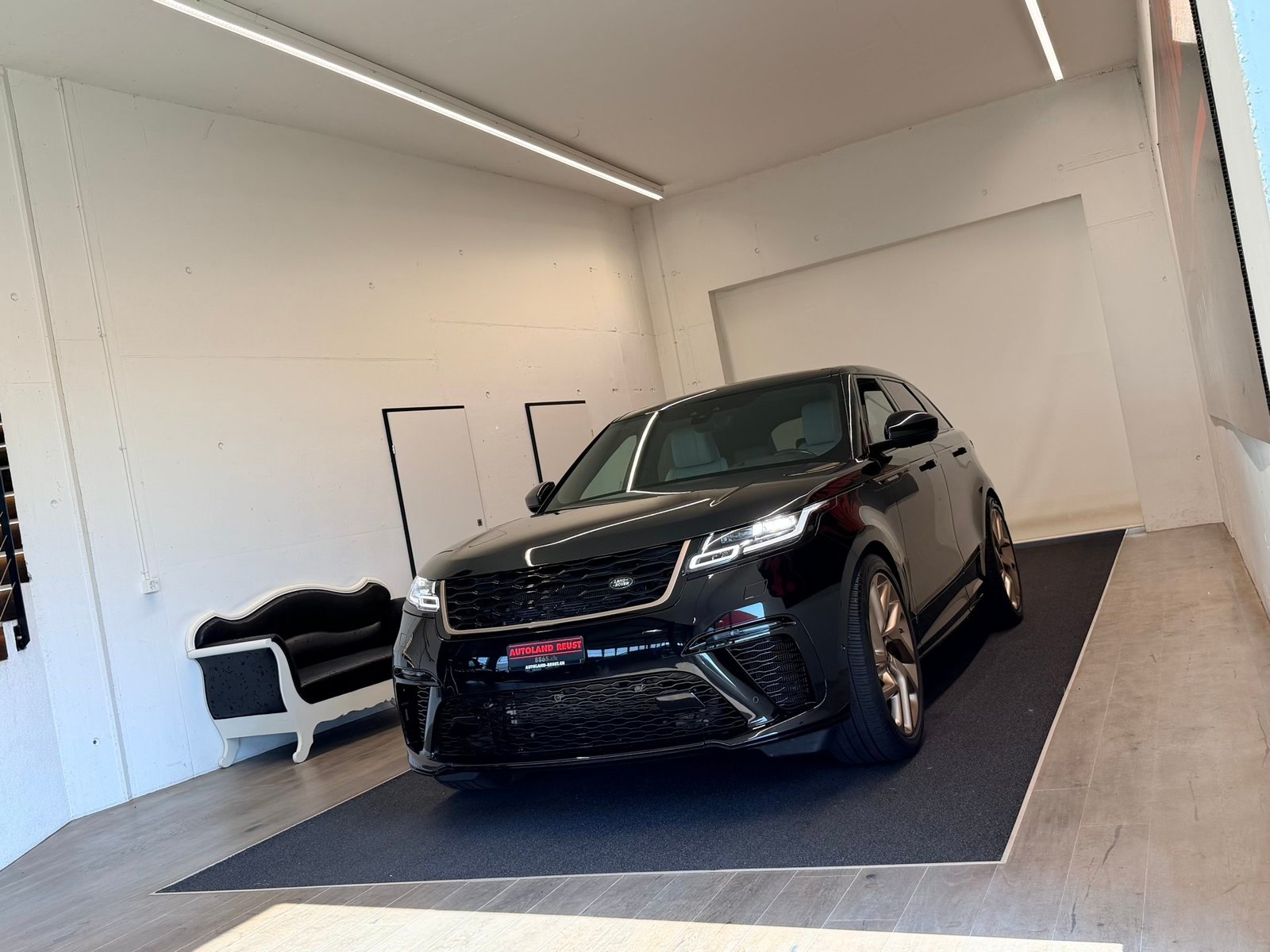 LAND ROVER Range Rover Velar SV Autobiography Dyn. Edition A, Benzin, Occasion / Gebraucht, Automatik - 3