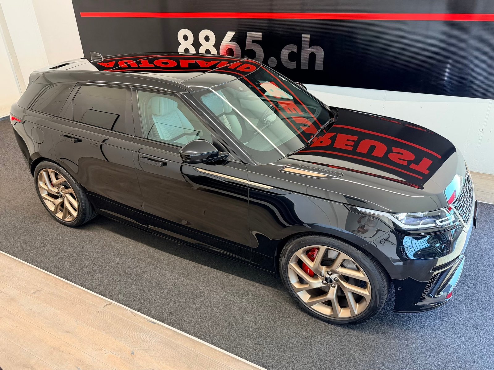 LAND ROVER Range Rover Velar SV Autobiography Dyn. Edition A, Benzin, Occasion / Gebraucht, Automatik - 5