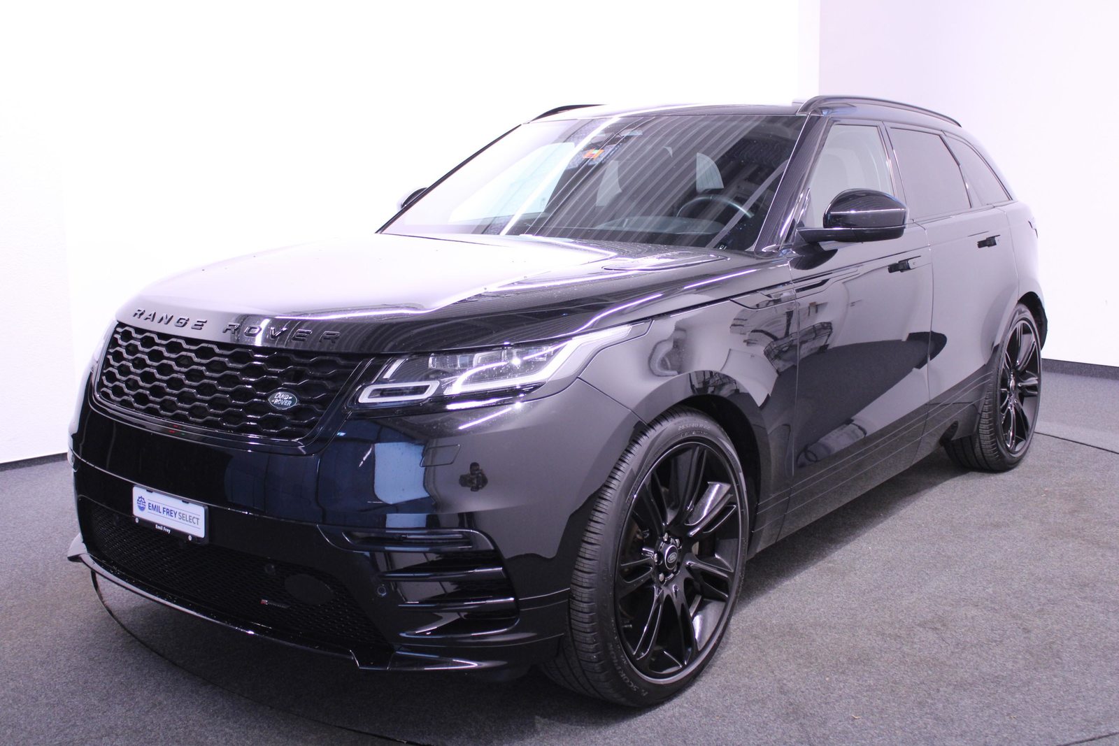 LAND ROVER Range Rover Velar 2.0 T R-Dynamic SE