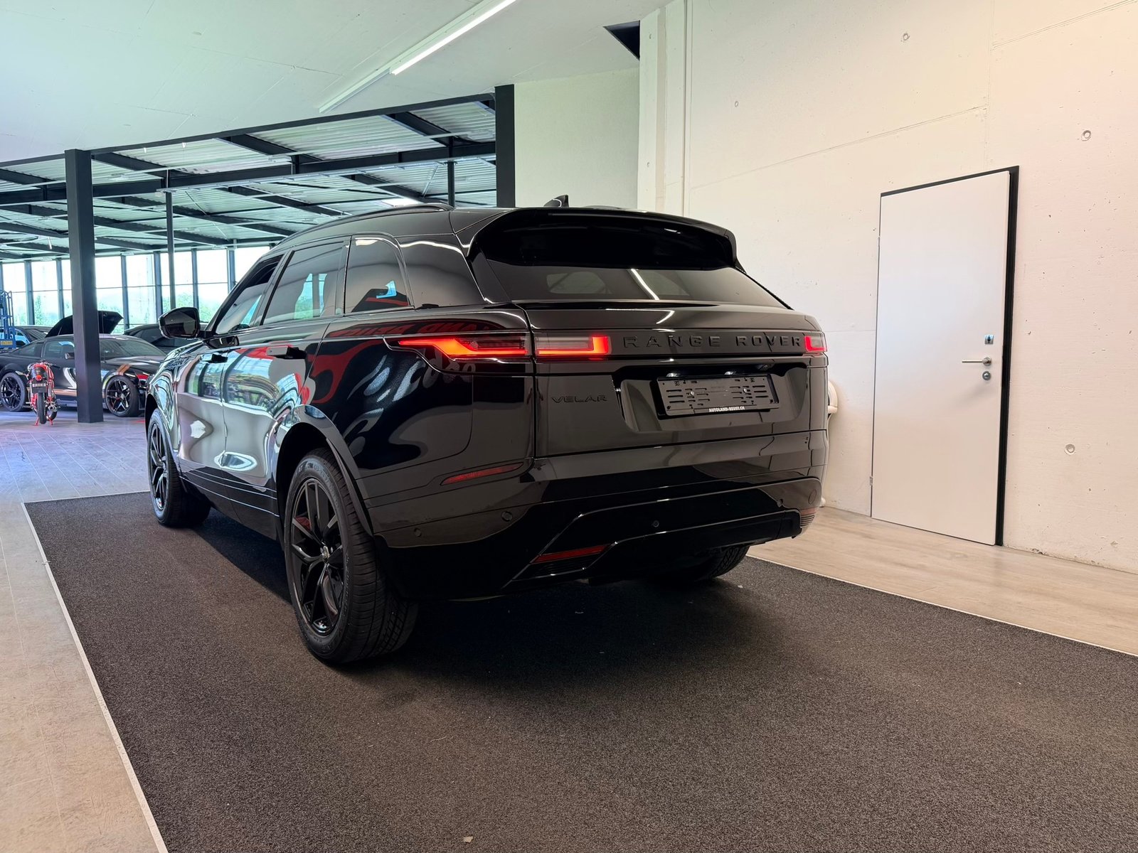 LAND ROVER Range Rover Velar Dynamic SE P 400 Automatic, Hybride Léger Essence/Électricité, Occasion / Utilisé, Automatique - 7