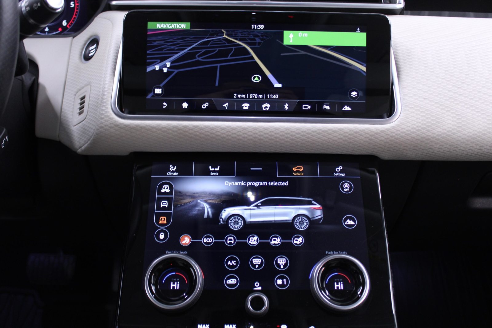 LAND ROVER Range Rover Velar 2.0 D 240 S | Luftfahrwerk | Panoramadach, Diesel, Second hand / Used, Automatic - 6