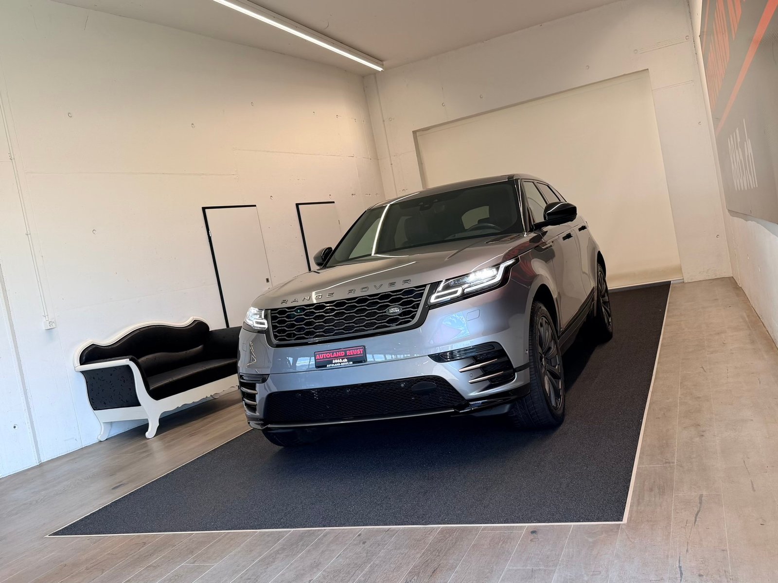 LAND ROVER Range Rover Velar R-Dynamic P 300 SE Automatic, Benzina, Occasioni / Usate, Automatico - 3