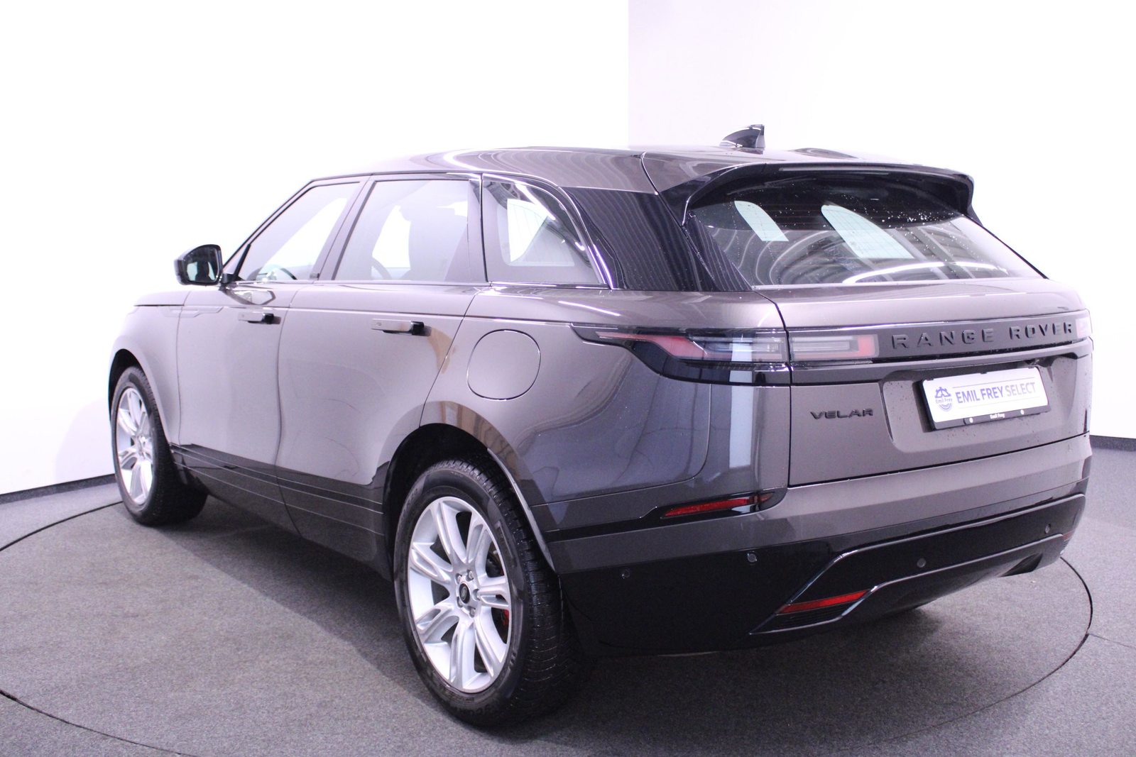 LAND ROVER Range Rover Velar 2.0 P400e R-Dynamic HSE, Plug-in-Hybrid Petrol/Electric, Second hand / Used, Automatic - 5