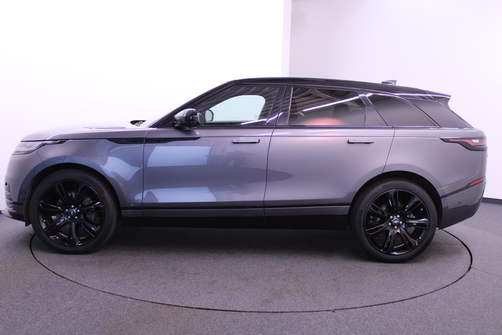 LAND ROVER Range Rover Velar 2.0 T 300 R-Dynamic HSE *LEASING 1.99%*, Petrol, Second hand / Used, Automatic - 3