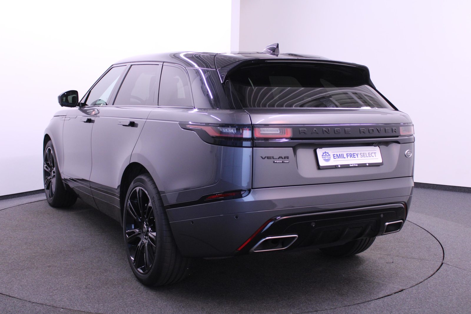 LAND ROVER Range Rover Velar 2.0 T 300 R-Dynamic HSE *LEASING 1.99%*, Petrol, Second hand / Used, Automatic - 4