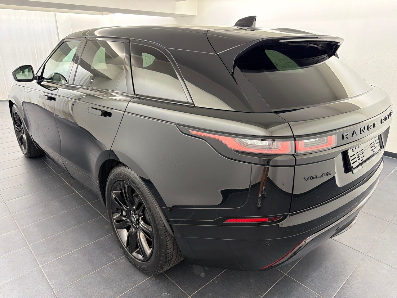 LAND ROVER RR Velar D 200 Dyn SE, Hybride Léger Diesel/Électricité, Occasion / Utilisé, Automatique - 2