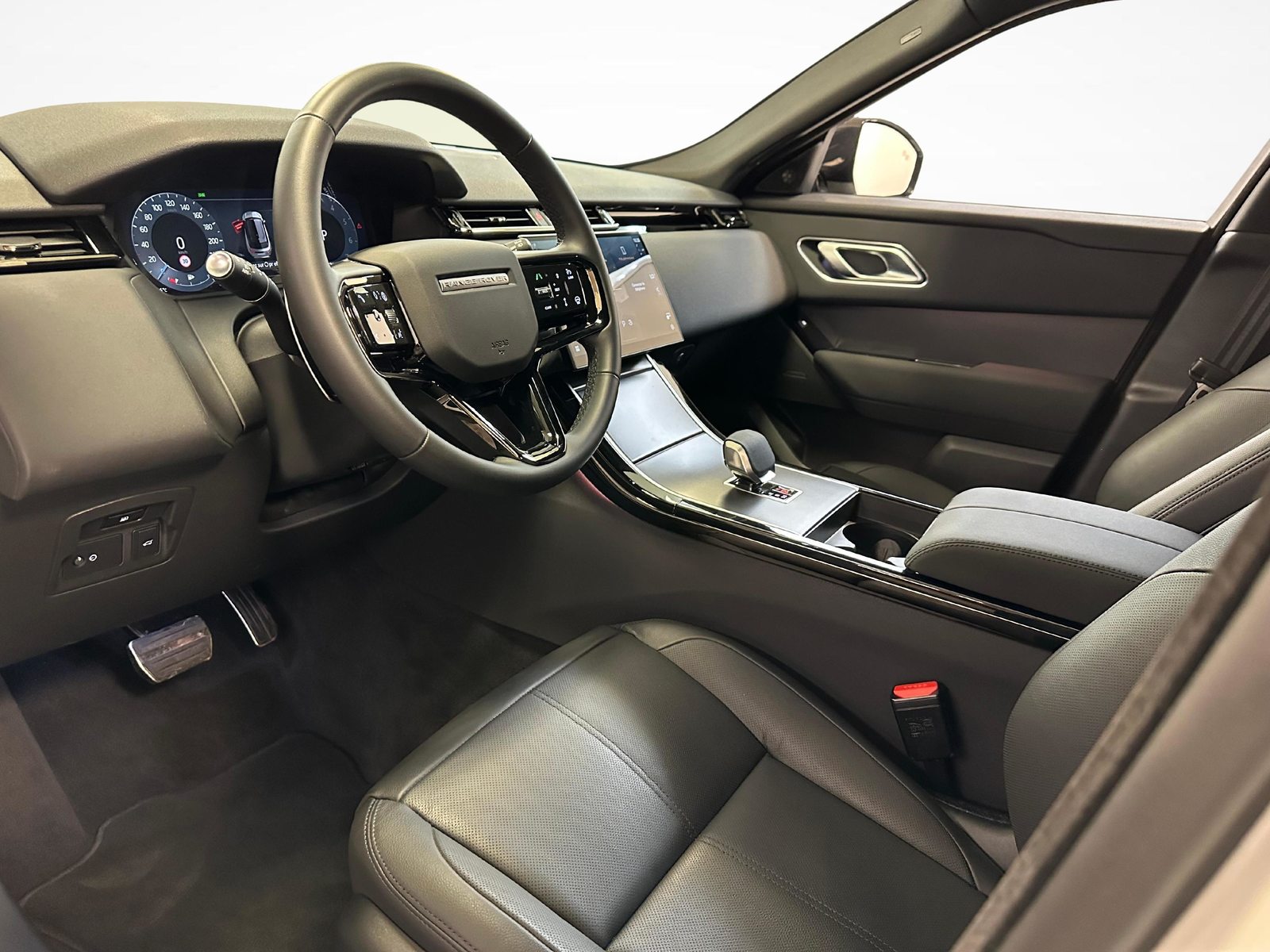 LAND ROVER Range Rover Velar 2.0 P400e Dynamic SE, Hybride Rechargeable Essence/Électricité, Voiture de démonstration, Automatique - 4