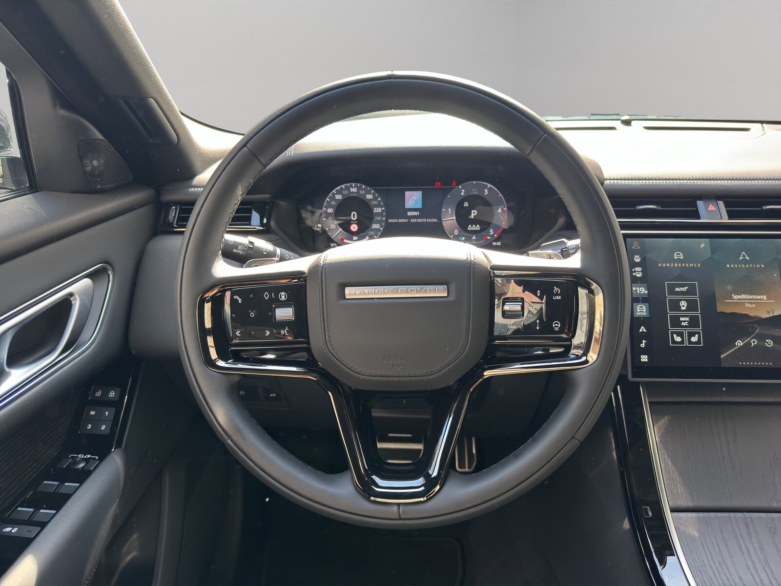 LAND ROVER Range Rover Velar 2.0 P400e Dynamic SE, Plug-in-Hybrid Benzina/Elettrica, Auto dimostrativa, Automatico - 6