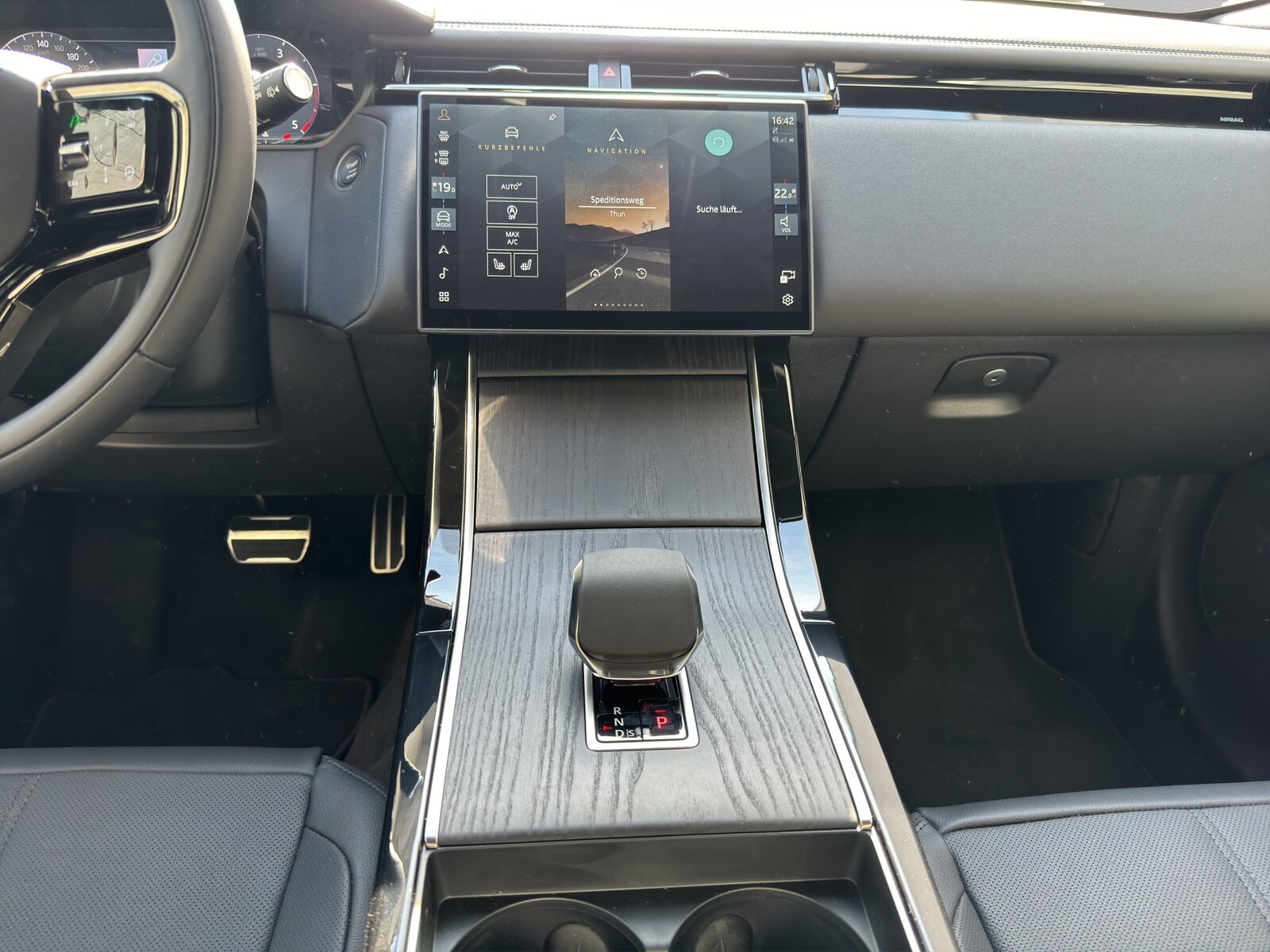 LAND ROVER Range Rover Velar 2.0 P400e Dynamic SE, Plug-in-Hybrid Benzina/Elettrica, Auto dimostrativa, Automatico - 7