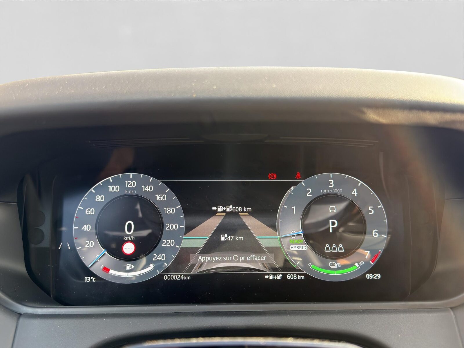 LAND ROVER Range Rover Velar 2.0 P400e Autobiography, Plug-in-Hybrid Petrol/Electric, Ex-demonstrator, Automatic - 4
