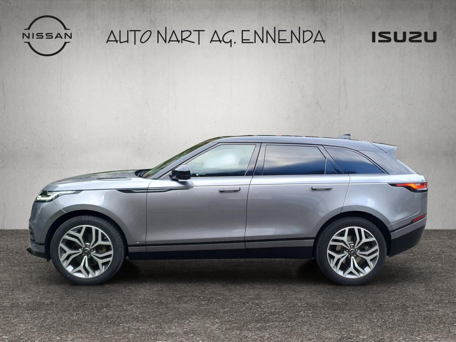 LAND ROVER RR Velar R-Dynamic D 300 S, Diesel, Second hand / Used, Automatic - 2