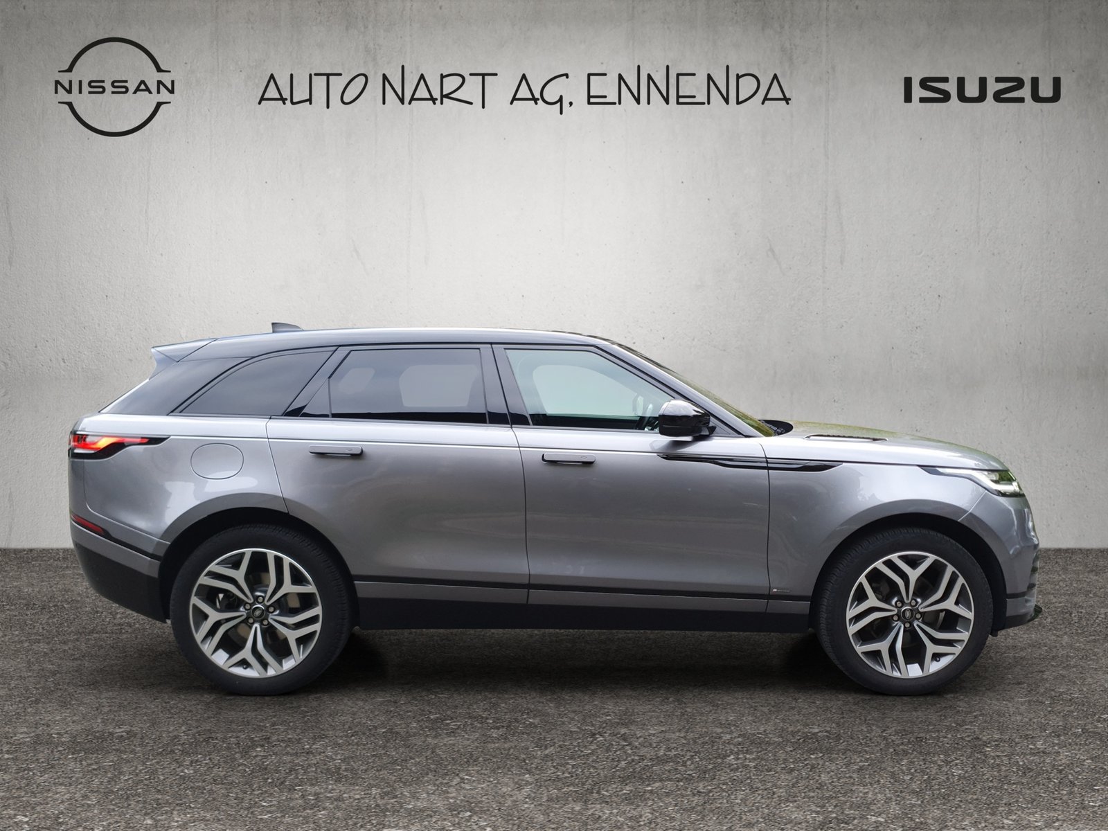 LAND ROVER RR Velar R-Dynamic D 300 S, Diesel, Second hand / Used, Automatic - 6