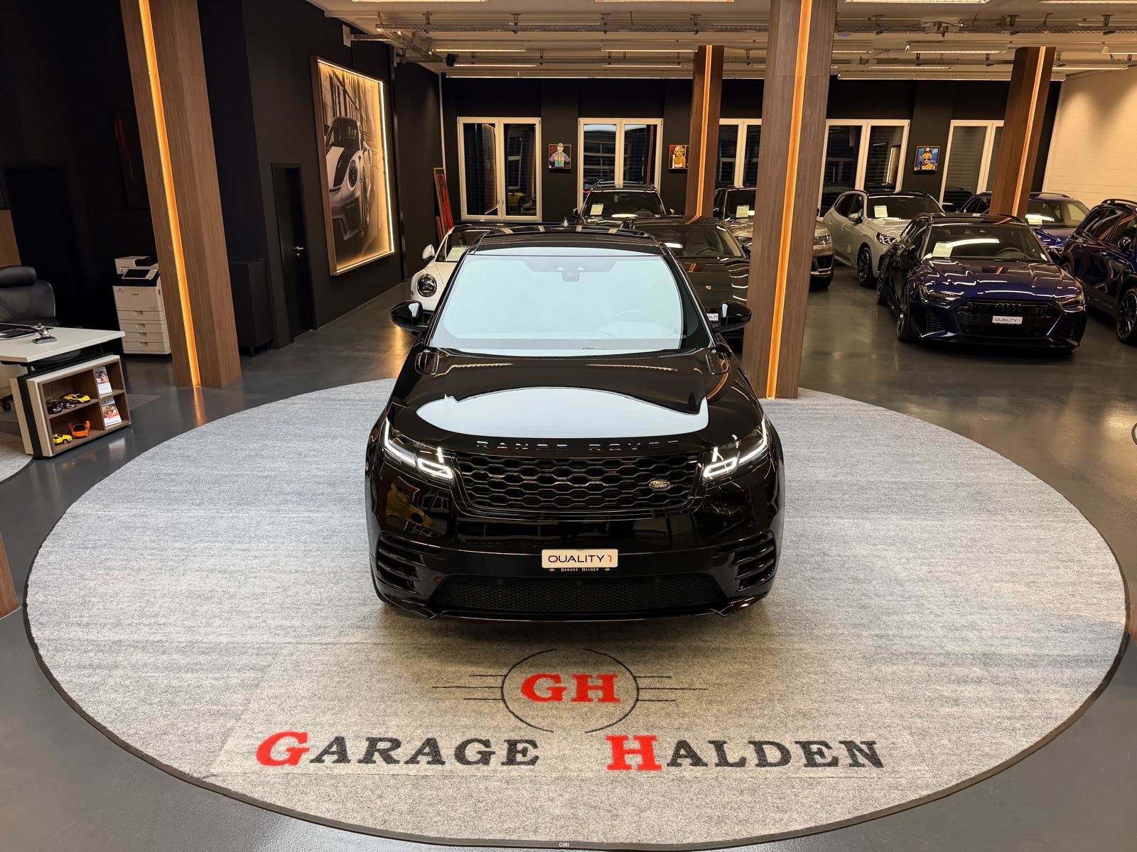 LAND ROVER Range Rover Velar 2.0 D 240 R-Dynamic HSE