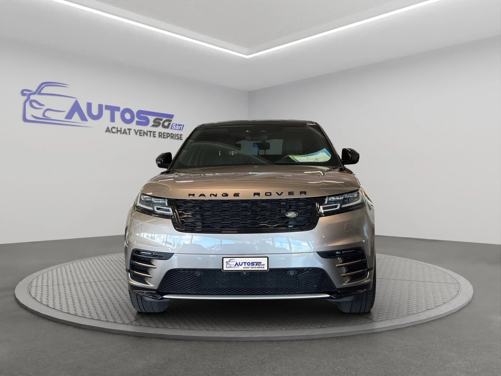 LAND ROVER Range Rover Velar R-Dynamic P400e 2.0 I4 PHEV HSE Automatic, Plug-in-Hybrid Benzina/Elettrica, Occasioni / Usate, Automatico - 3