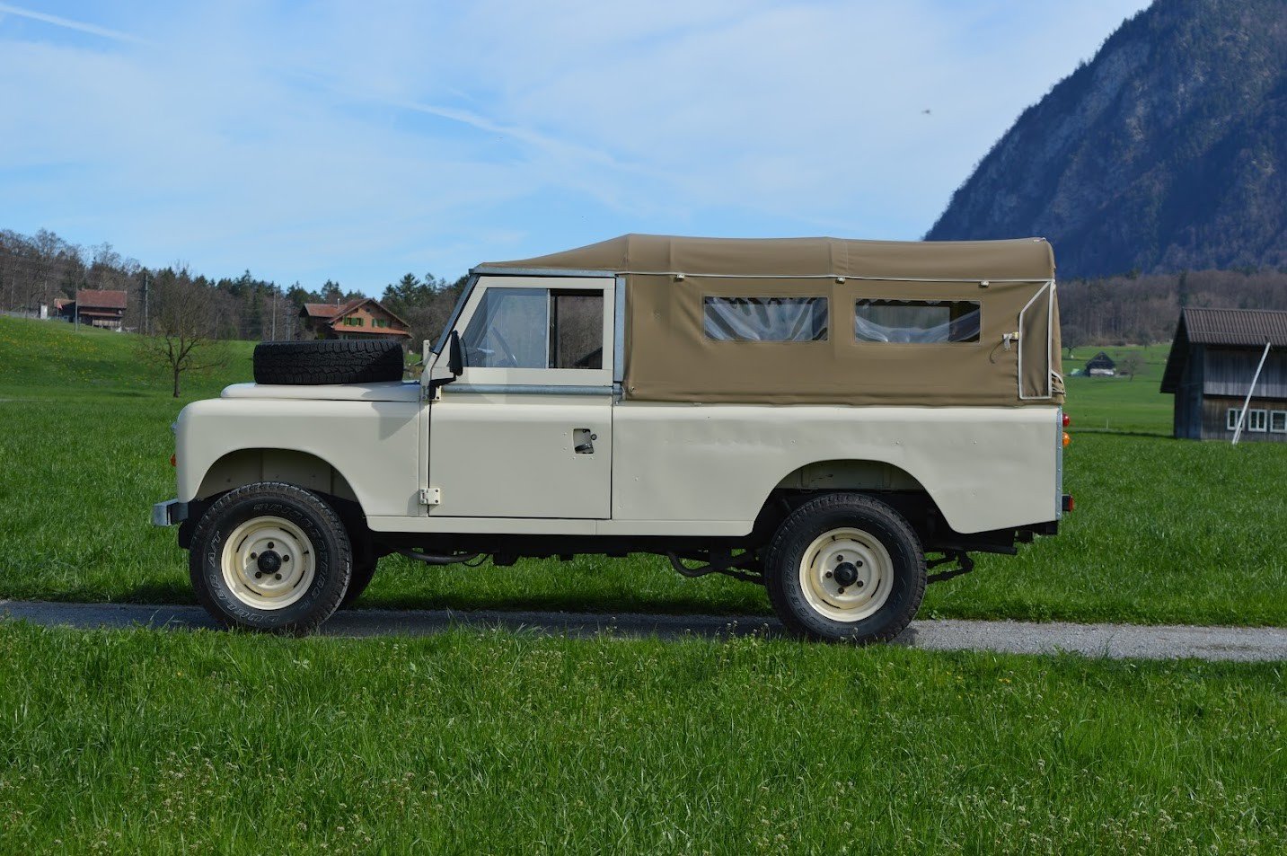 LAND ROVER Serie III 109 Soft Top Avus Classic, Benzin, Oldtimer, Handschaltung - 6
