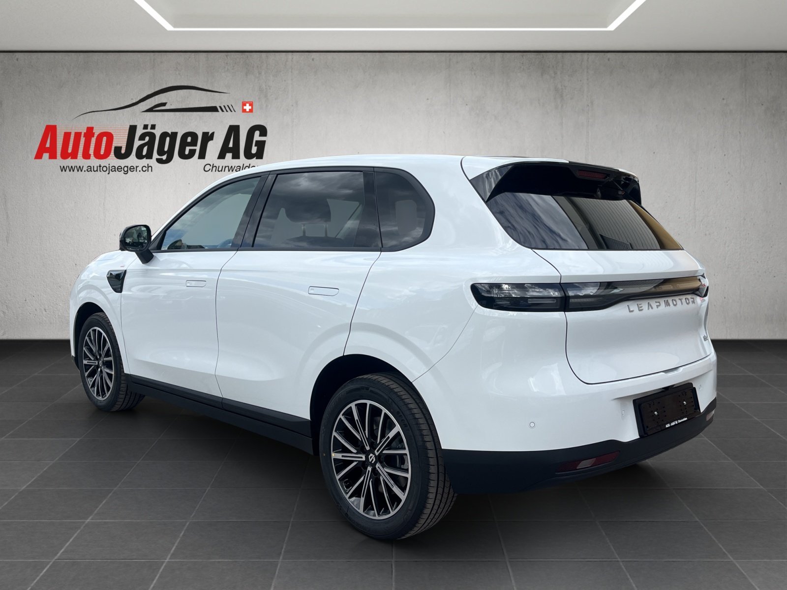 LEAPMOTOR B10 67kWh Design, Electric, New car, Automatic - 4