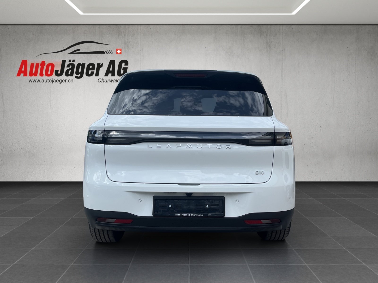 LEAPMOTOR B10 67kWh Design, Electric, New car, Automatic - 5